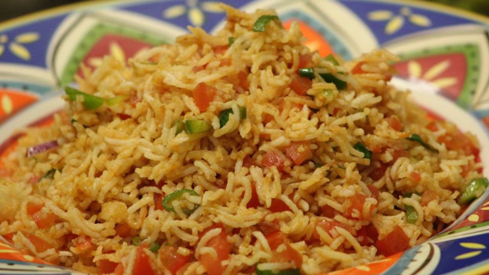 Беру рис и немного мяса: ужин для всей семьи готов — лёгкий рецепт рассыпчатого плова Беру рис и немного мяса: ужин для всей семьи готов — лёгкий рецепт рассыпчатого плова