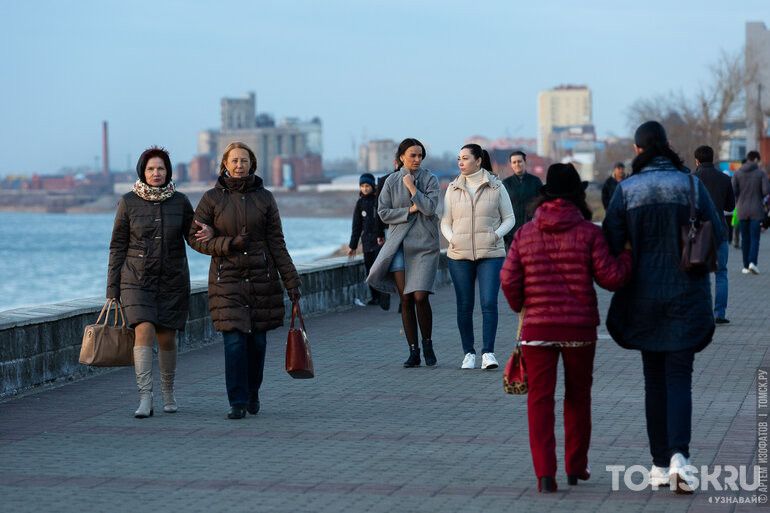 Ноябрь 2025: что меняется в жизни россиян — от мобильной связи до финансовых обязательств