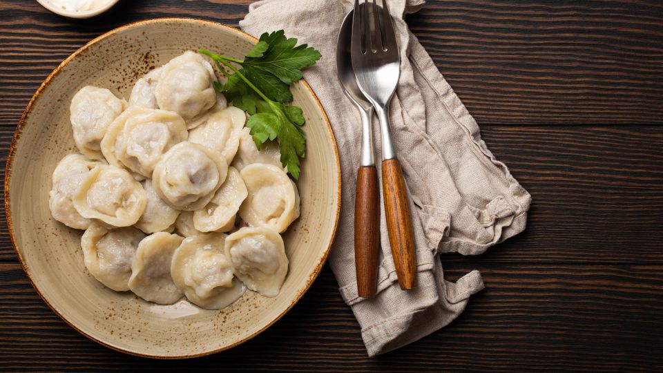 Качество ни при чем: из-за этой ошибки пельмени постоянно лопаются во время варки