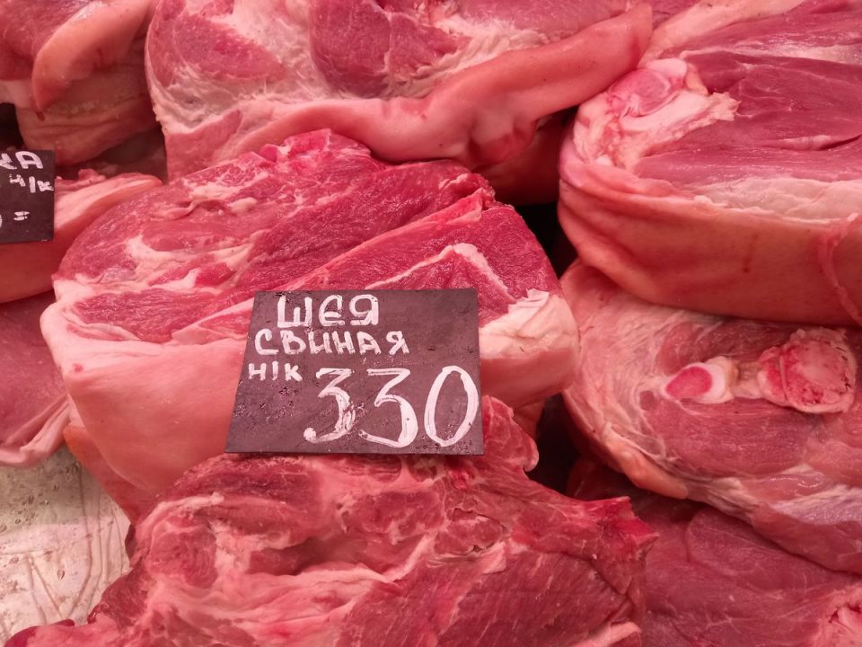 Цены на свиную шею вызвали споры: недорогой продукт или деликатес?