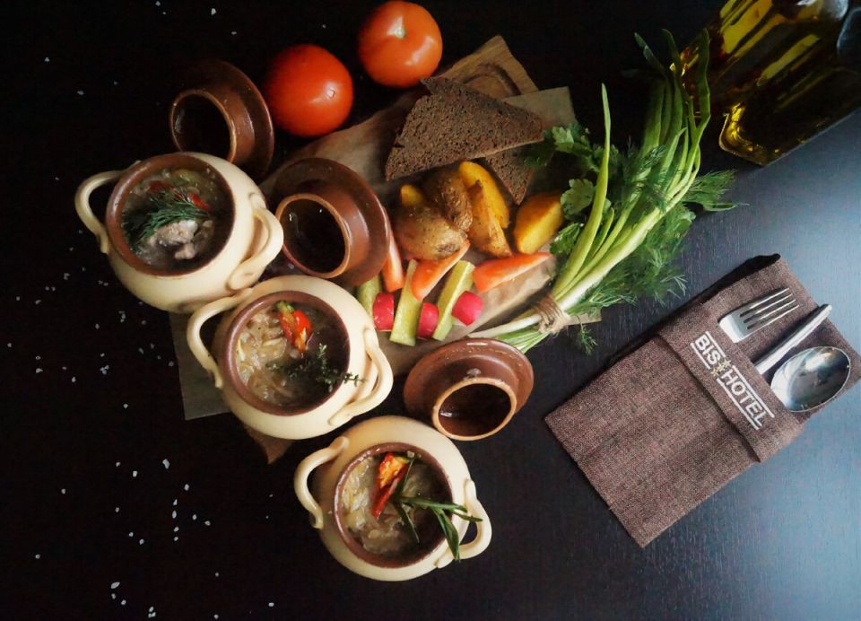 Золотые традиции русской кухни: две классики, которые стоит приготовить