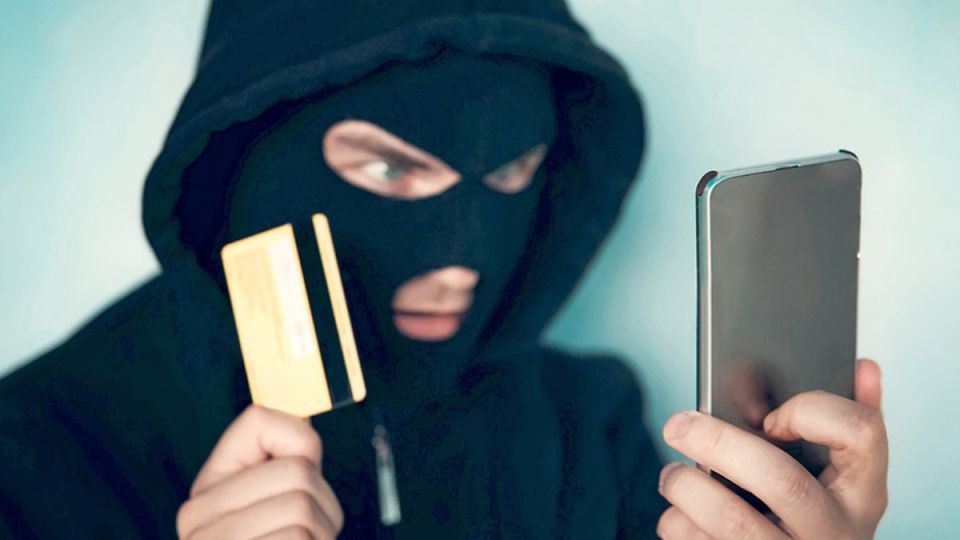 Как отразить атаки телефонных мошенников: три фразы для защиты