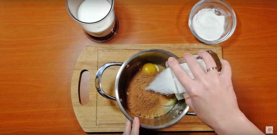 Нежный десерт без выпечки: как создать шоколадно-творожный шедевр