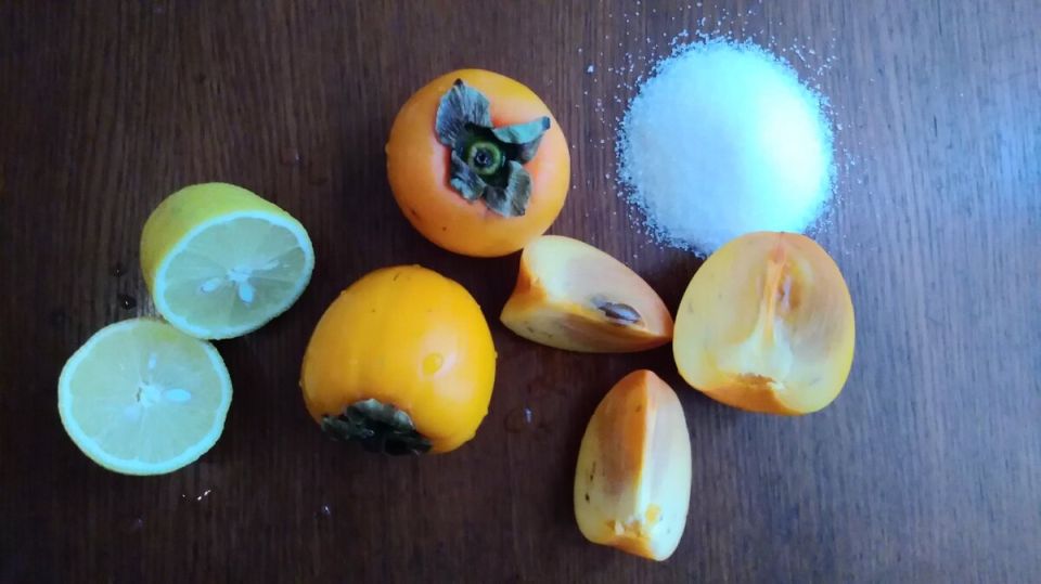 Варенье из хурмы: стоит ли пытаться угадать вкус этого десерта?