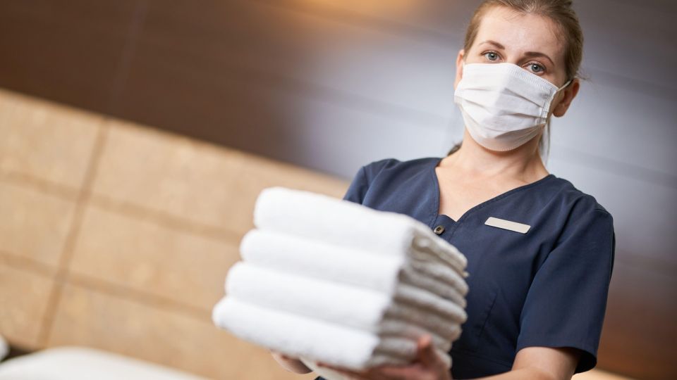 Как сэкономить силы на уборке: горничные скрывают эти три хитрости