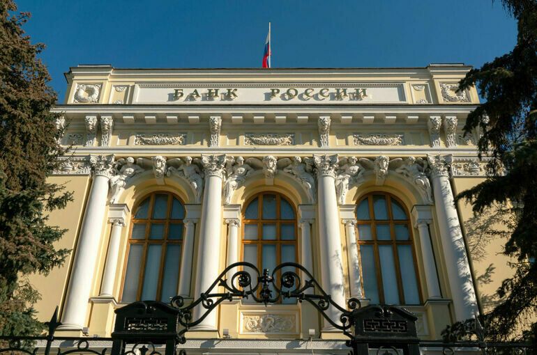 Госдума продлевает полномочия ЦБ для борьбы с санкциями