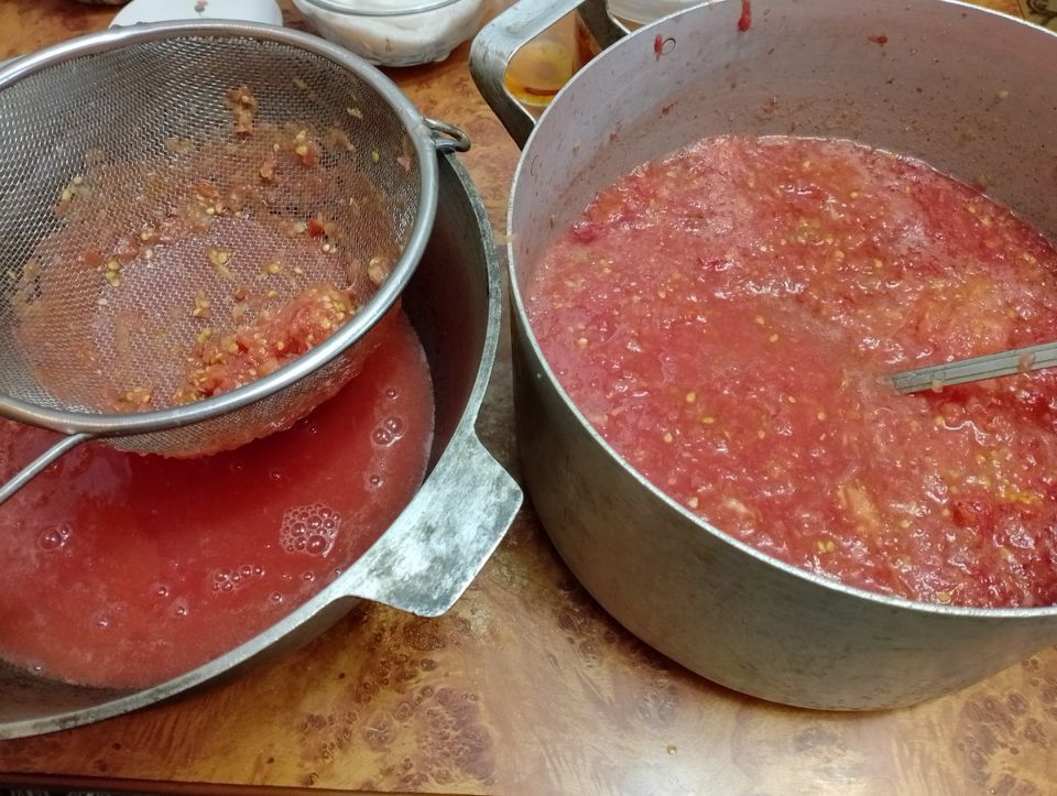 Томатная паста: секреты домашнего приготовления и хранения