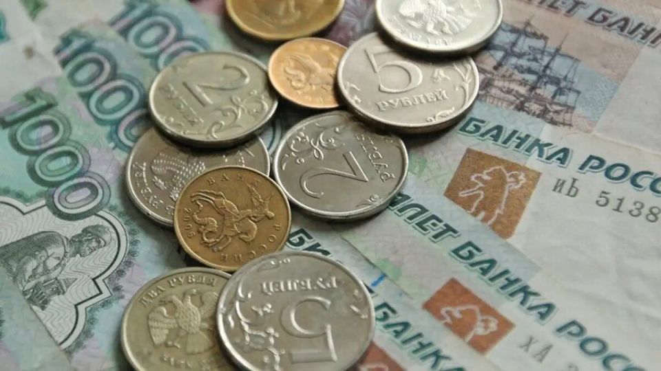 Пенсионеры России получат ранние выплаты к Новому году