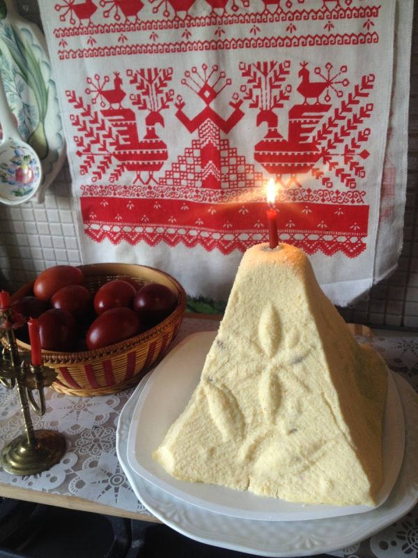 Творожная пасха по старинному рецепту: семейные традиции на Пасху