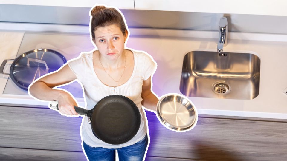 Портите, сами того не замечая: вот из-за чего вам постоянно приходится выбрасывать сковородки