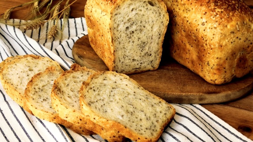 Повествование о домашнем хлебе: радость выпечки с семенами чиа