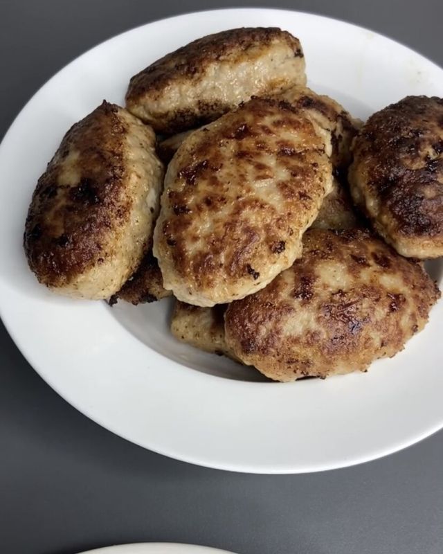 Секрет идеальных котлет: как жареный лук меняет всю игру