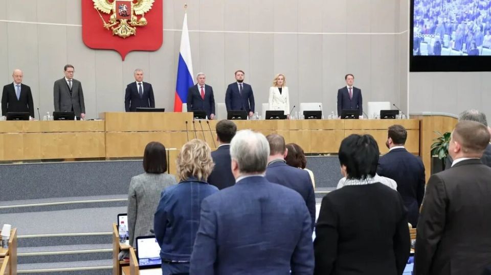 Госдума инициировала проверку о продаже мест на круглых столах