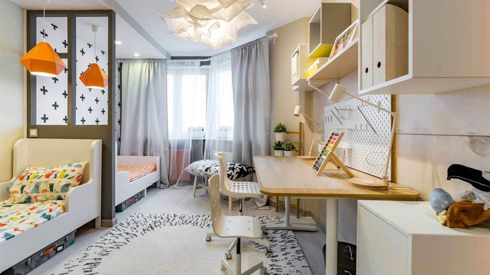 Как разместить двух детей в одной комнате: спокойные решения с зонированием