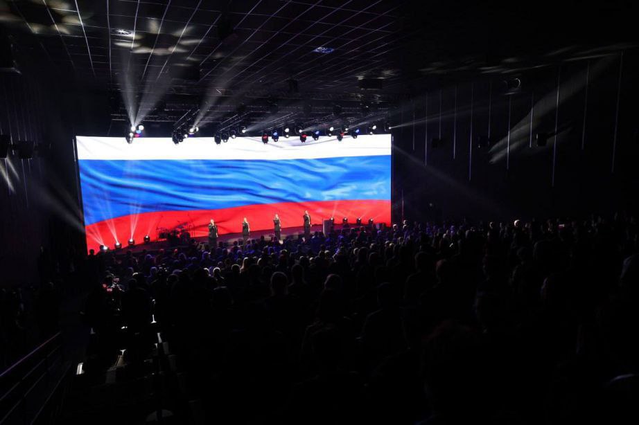 Дмитрий Демешин вручил заслуженные награды добровольцам на закрытии форума-выставки «Сила Восточной Отваги» Дмитрий Демешин вручил заслуженные награды добровольцам на закрытии форума-выставки «Сила Восточной Отваги»