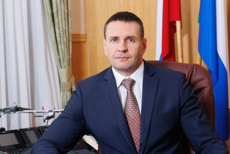 Дмитрий Демешин поздравил с профессиональным праздником сотрудников и ветеранов таможенной службы