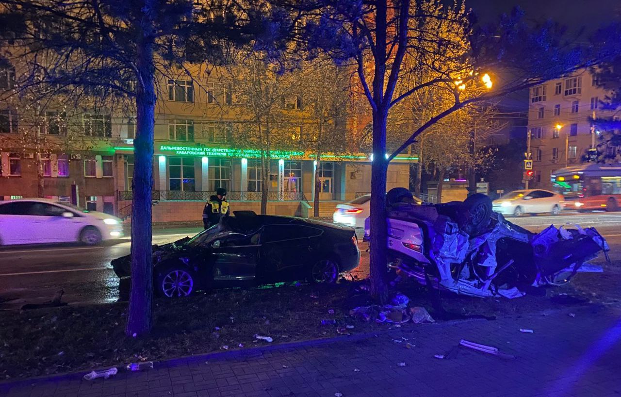 Три человека погибли ранним утром в столкновении в краевой столице Три человека погибли ранним утром в столкновении в краевой столице