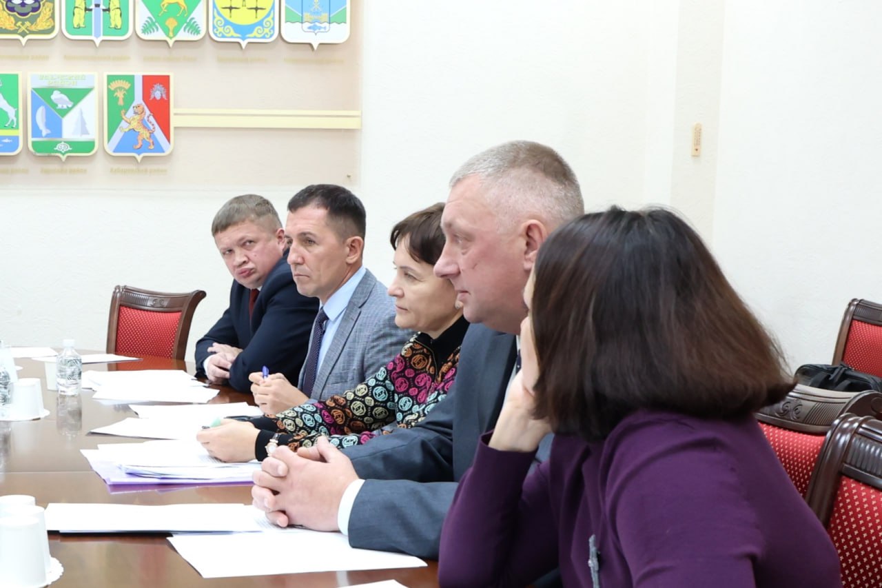 Разрешить самозаготовку древесины гражданам вблизи поселений предлагают депутаты Хабаровского края Разрешить самозаготовку древесины гражданам вблизи поселений предлагают депутаты Хабаровского края