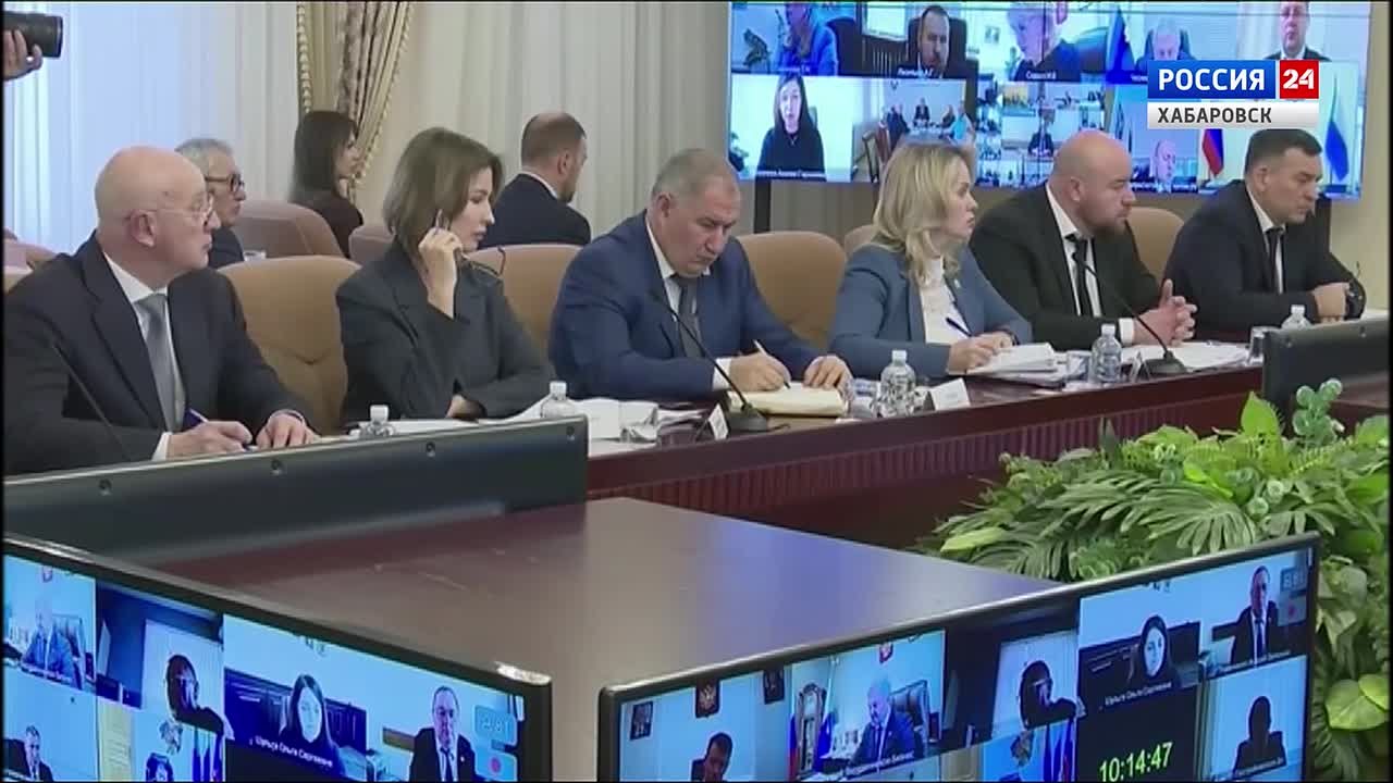 Нового министра промышленности и торговли Хабаровского края представил Дмитрий Демешин