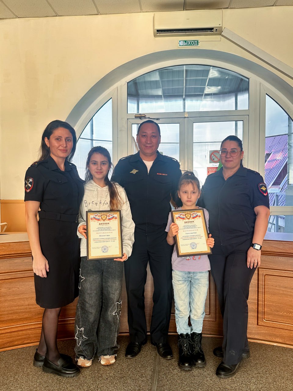 В Хабаровской транспортной полиции подвели итоги творческого конкурса «Мои родители работают в полиции»