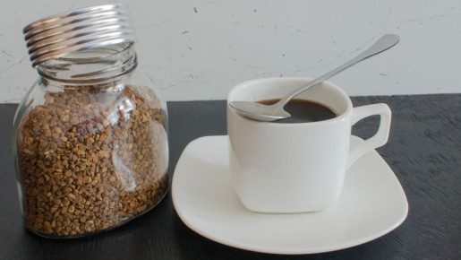 Ушлые хозяйки никогда не выкидывают банки из-под кофе: это настоящая находка