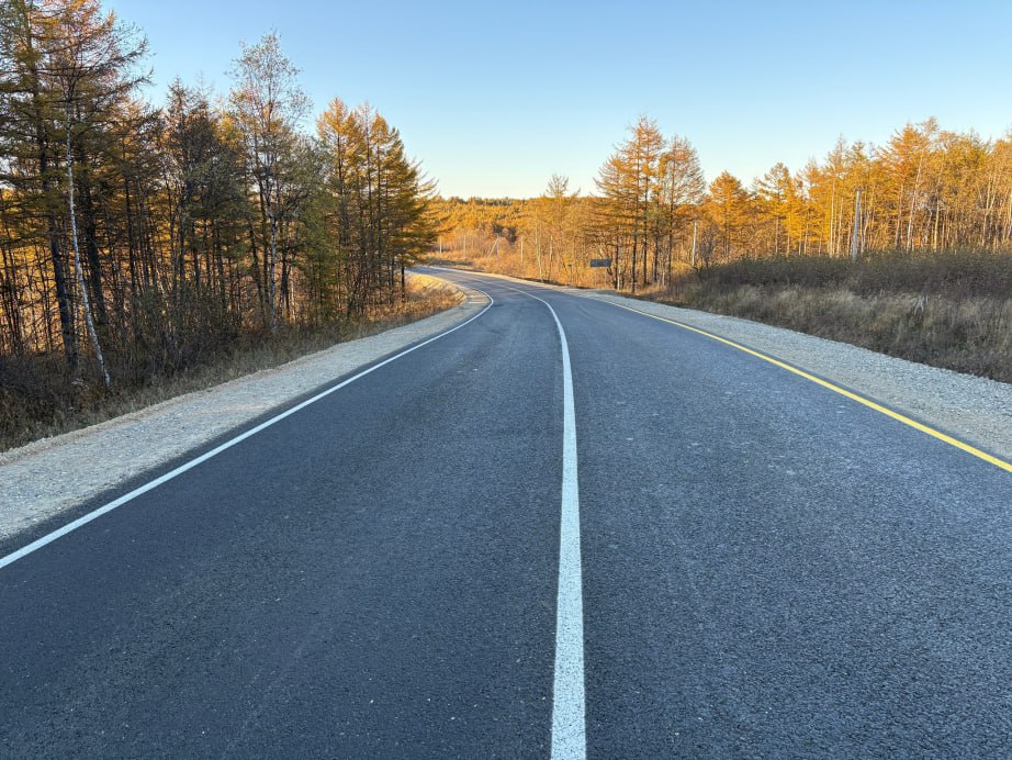 В Ванинском районе завершили ремонт дороги «Подъезд к поселку Монгохто» В Ванинском районе завершили ремонт дороги «Подъезд к поселку Монгохто»