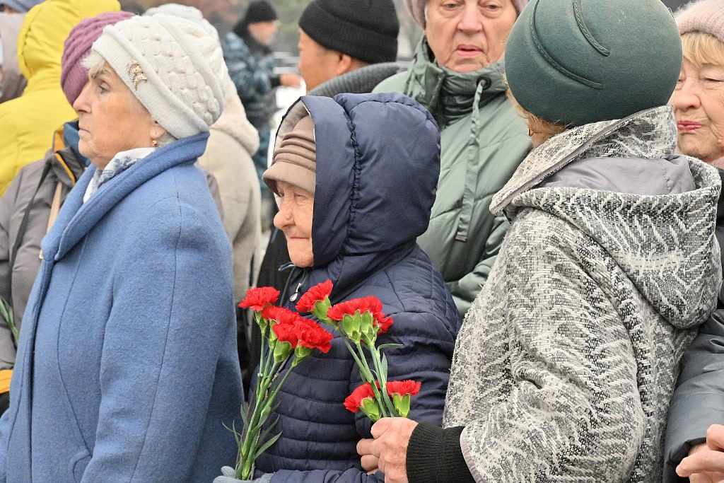 Память жертв политических репрессий почтили в Хабаровске Память жертв политических репрессий почтили в Хабаровске