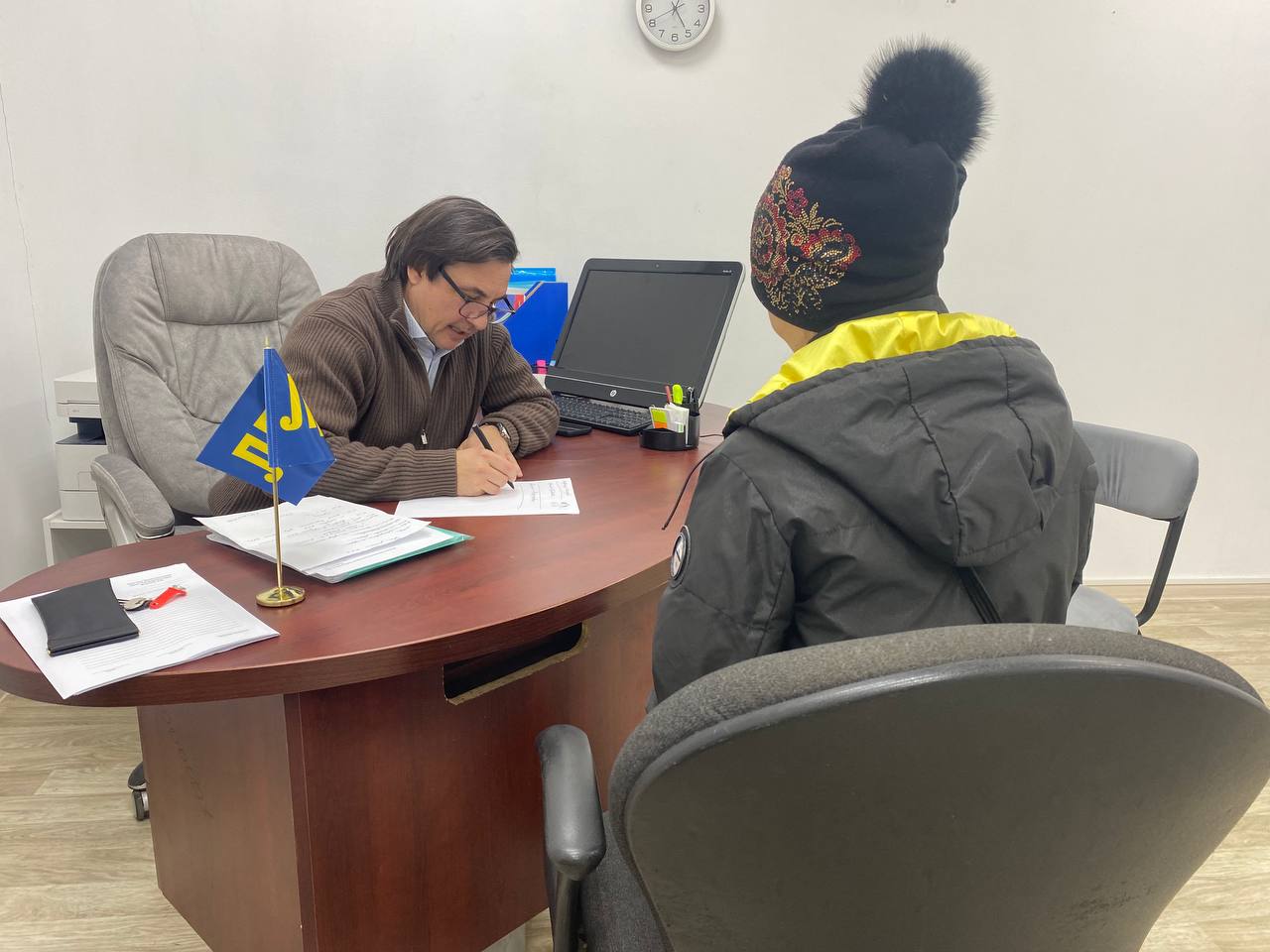 Александр Жорник: Вчера провёл очередной личный приём граждан в Комсомольске-на-Амуре Александр Жорник: Вчера провёл очередной личный приём граждан в Комсомольске-на-Амуре