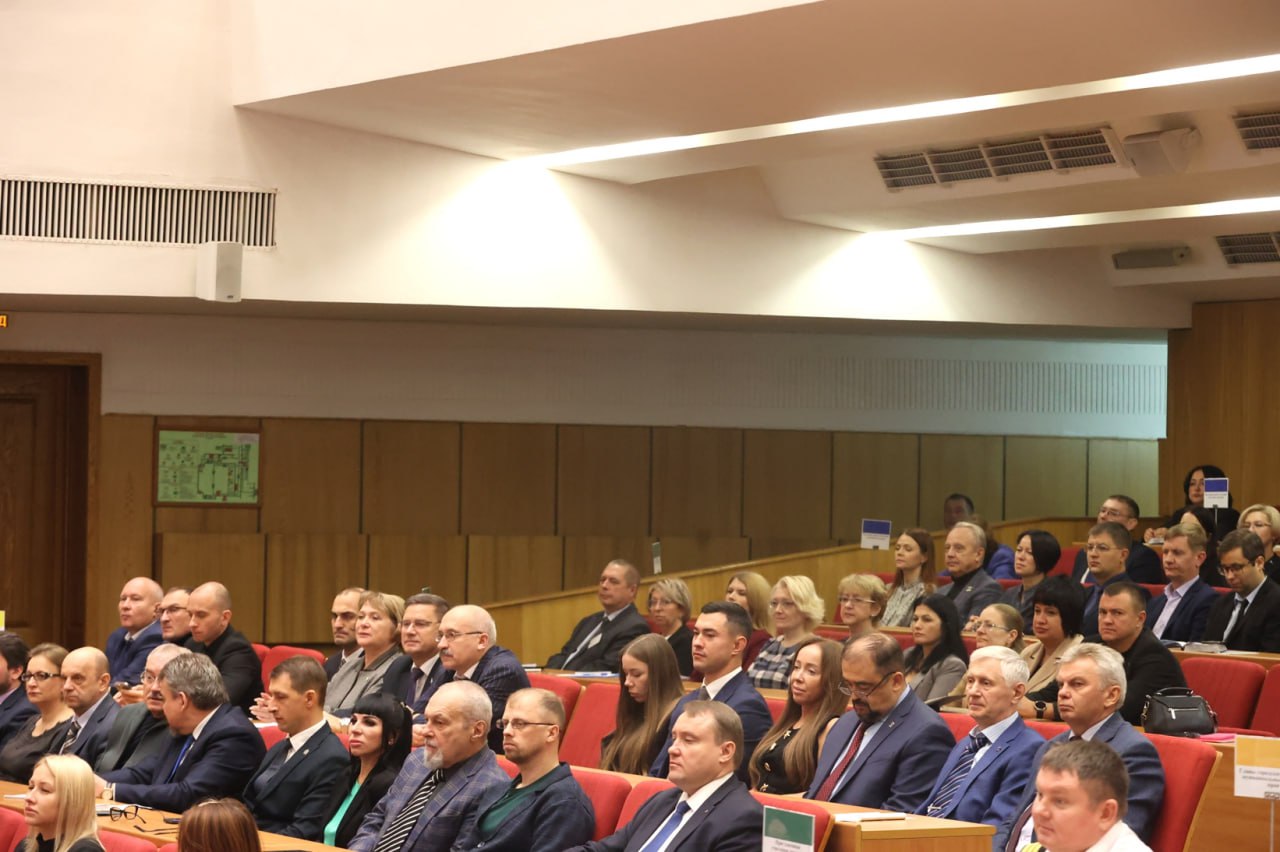 Депутаты Законодательной Думы Хабаровского края приняли участие в расширенном заседании правительства региона Депутаты Законодательной Думы Хабаровского края приняли участие в расширенном заседании правительства региона