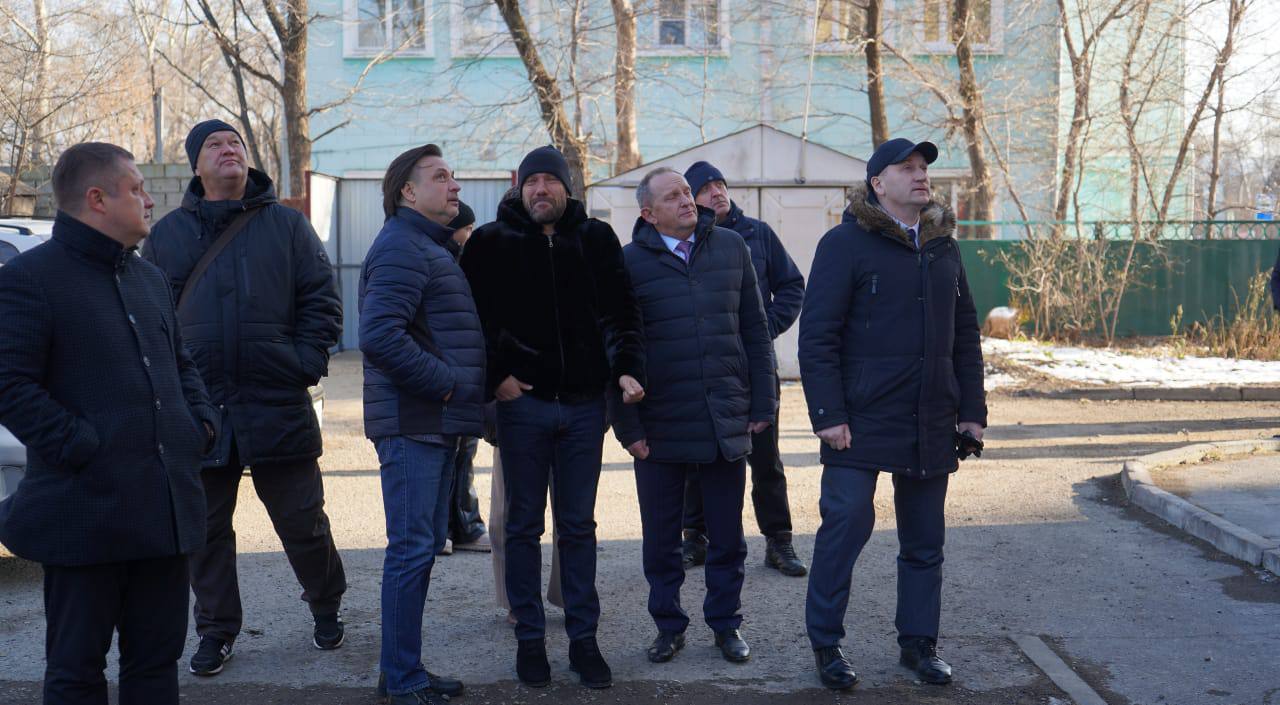 Александр Жорник: Принял участие в приёмке объекта капитального ремонта фасада исторического дома по улице Уральской, 12 в Комсомольске-на-Амуре Александр Жорник: Принял участие в приёмке объекта капитального ремонта фасада исторического дома по улице Уральской, 12 в Комсомольске-на-Амуре