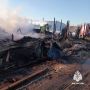 Бытовка для рабочих сгорела на лесоперерабатывающем предприятии в Амурске