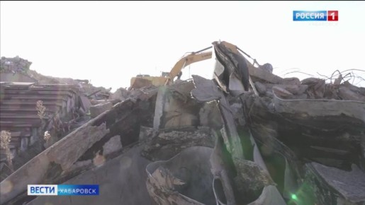 В Хабаровске завершают демонтаж сгоревшего здания Краевого музыкального театра