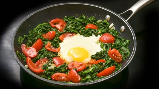 В Армении пресную глазунью на завтрак не готовят: вот какую ароматную яичницу подают