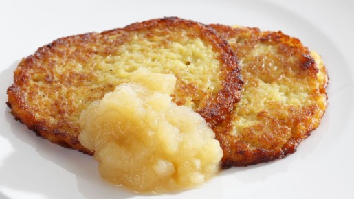 Вместо шарлотки: это яблочное блюдо оставит домочадцев в восторге