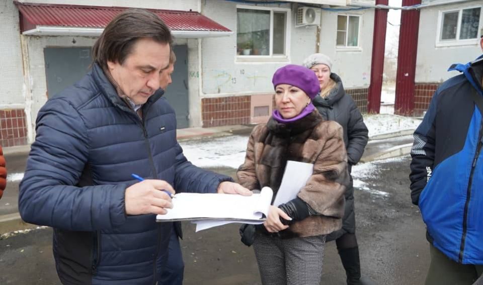  :            , 41,  --