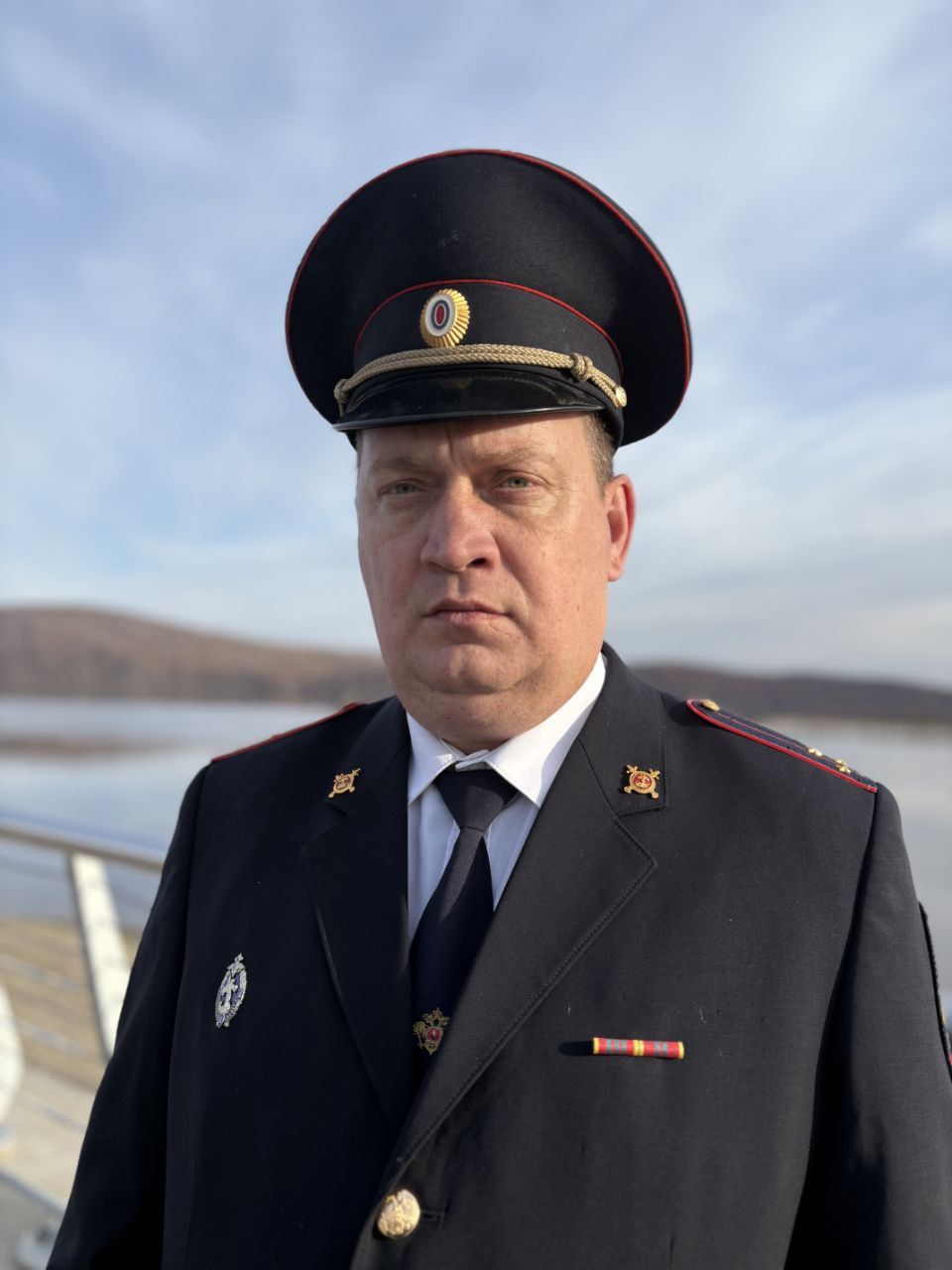 Продолжается голосование за «Народный участковый - 2025» в федеральном этапе Всероссийского конкурса наш край представляет старший лейтенант полиции Родион Серединов