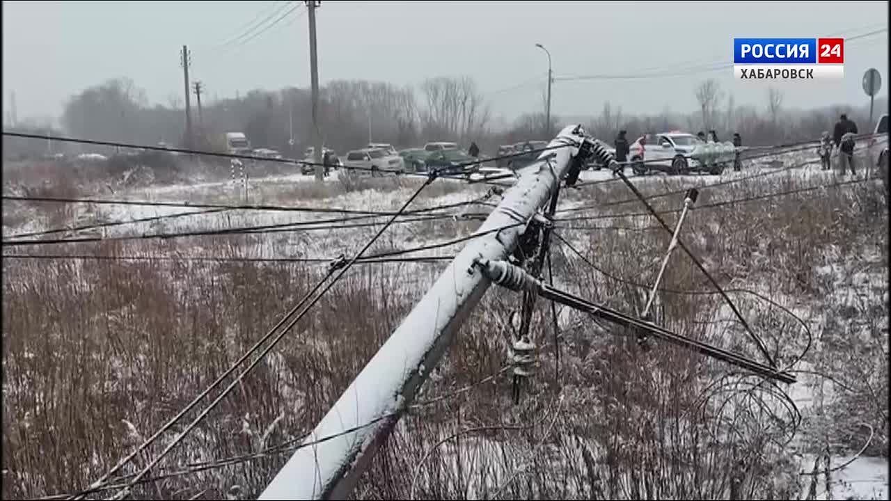 Смотрите в 21:10. Четыре человека, в том числе ребёнок, пострадали в ДТП в районе Ореховой сопки