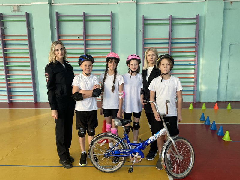 На пути к безопасности: юные инспекторы сразились в конкурсе «Безопасное колесо» На пути к безопасности: юные инспекторы сразились в конкурсе «Безопасное колесо»