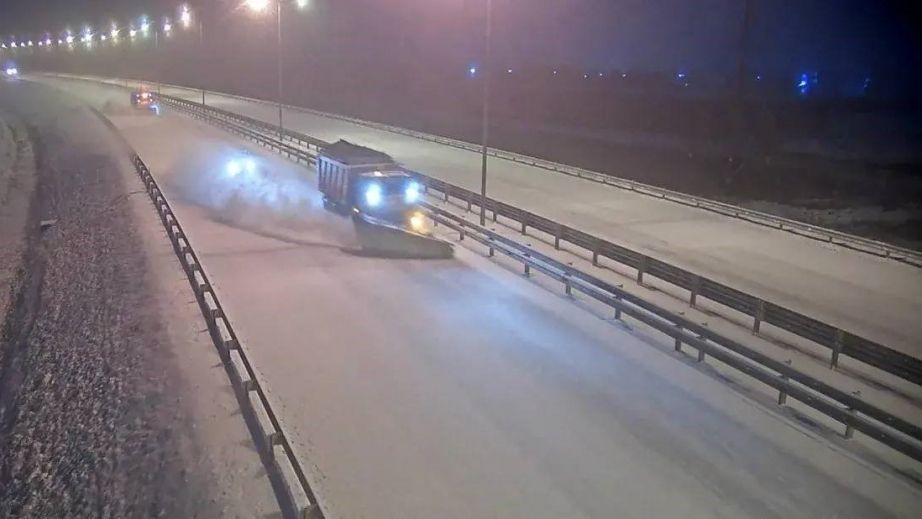 В Хабаровском крае ведутся работы по ликвидации последствий снегопада