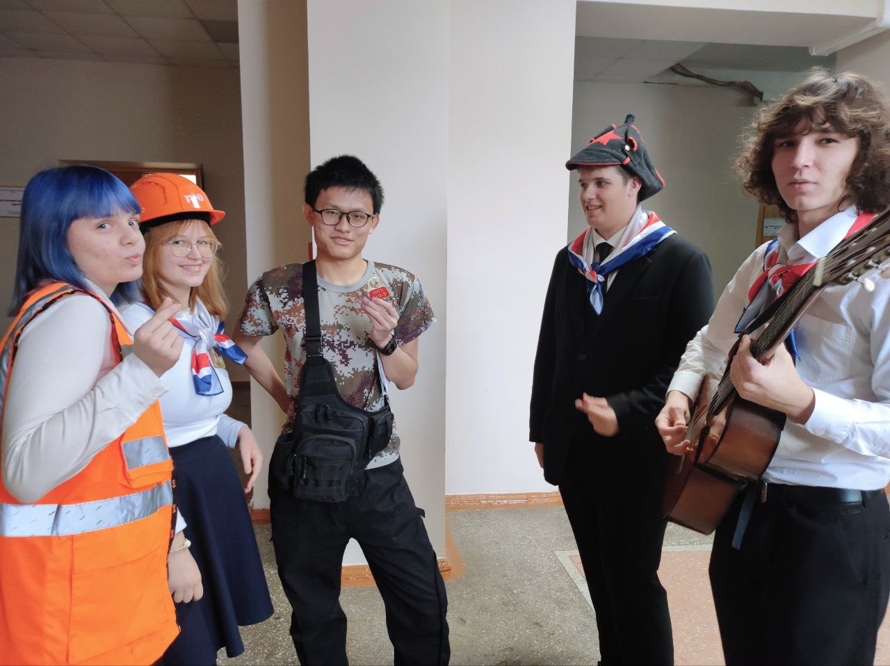 Сегодня в интеллектуальном центре ТОГУ проходит заключительный этап краевого конкурса «Амурский кристалл» среди старшеклассников Хабаровского края! Сегодня в интеллектуальном центре ТОГУ проходит заключительный этап краевого конкурса «Амурский кристалл» среди старшеклассников Хабаровского края!