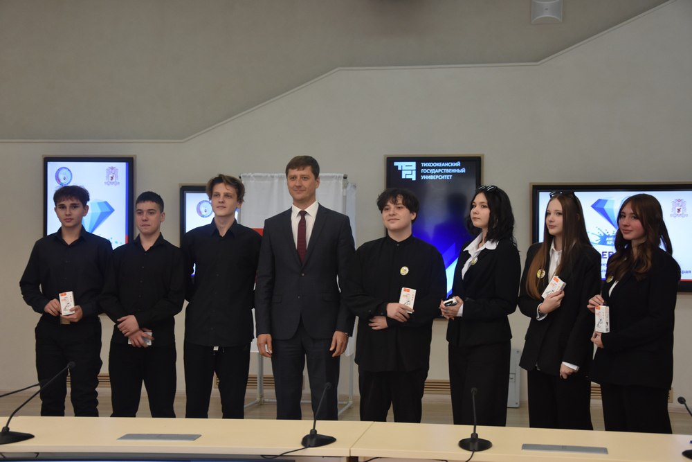 Вот и завершился краевой конкурс «Амурский кристалл» Вот и завершился краевой конкурс «Амурский кристалл»