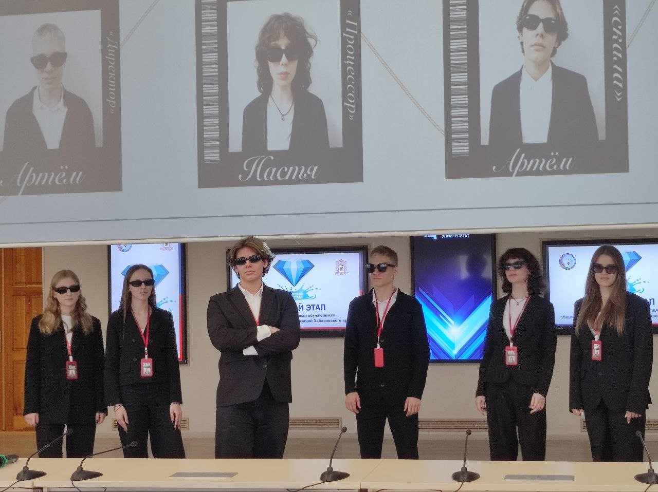 В конкурсе принимает участие 5 команд В конкурсе принимает участие 5 команд