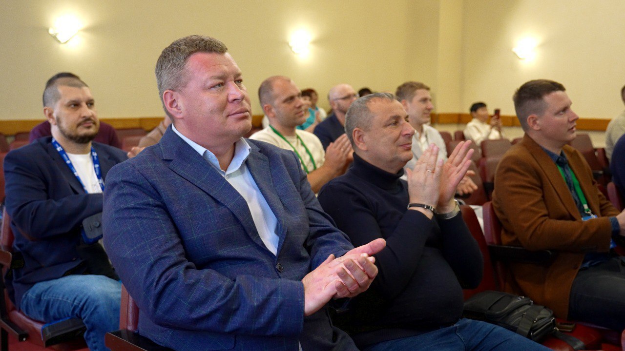 Участники региональной программы «Герои Vостока» посетили Хабаровский специальный дом ветеранов № 1 Участники региональной программы «Герои Vостока» посетили Хабаровский специальный дом ветеранов № 1