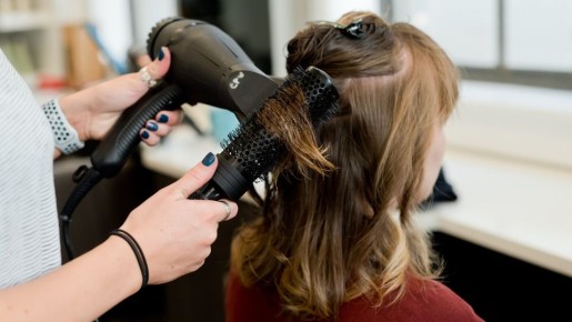 Самые жидкие волосы мигом превратятся в «гриву»: есть один секретный прием