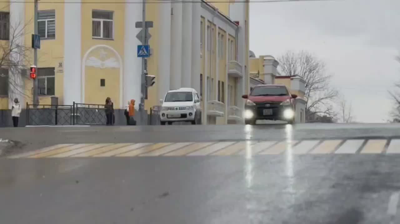 Дорожные службы города в период снегопада работают в усиленном режиме