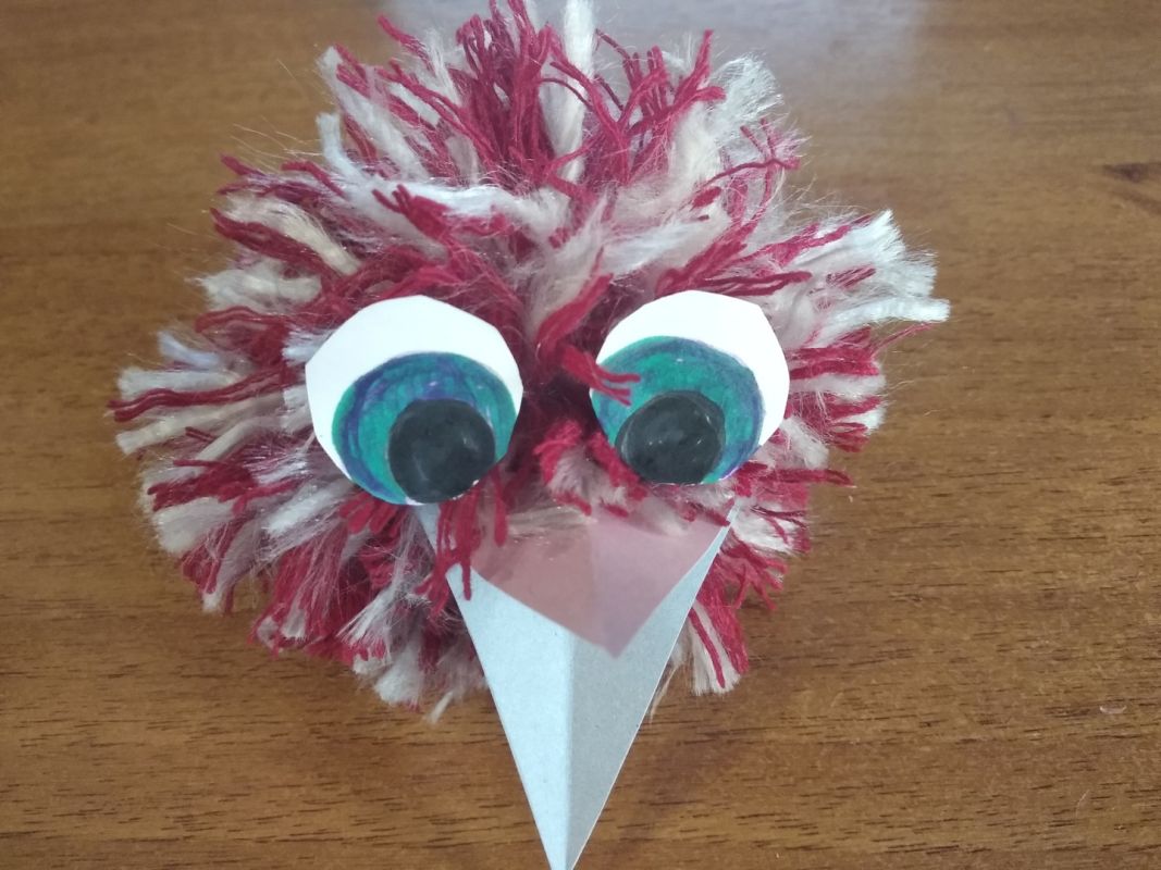 Мастер-класс от «Хабинфо»: «быстрые» помпоны для украшения и игры