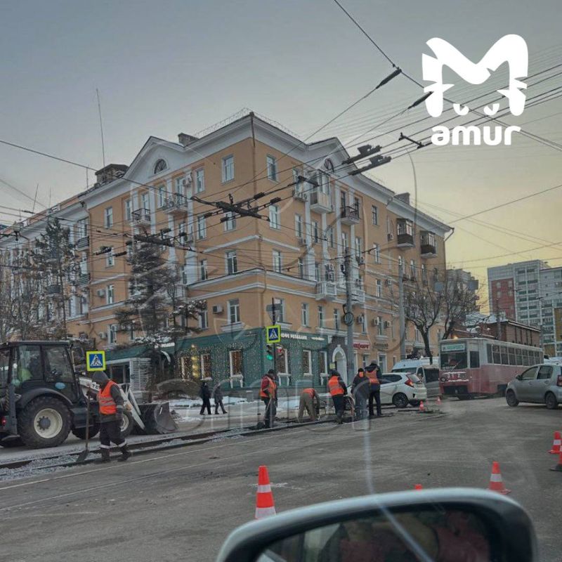 Одна из самых длинных пробок в истории города образовалась в Хабаровске