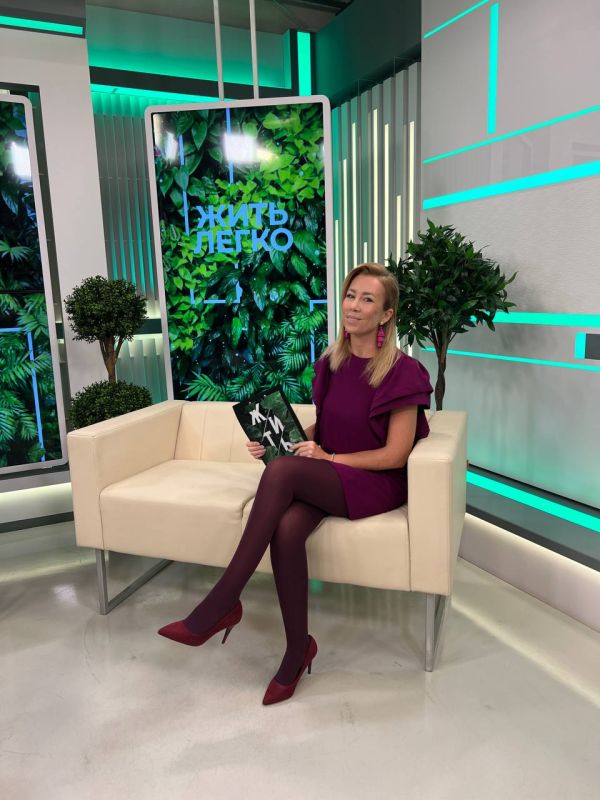 Студия готова, ведущие наряжены, ждем только вас!