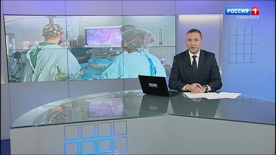 В миллиметре от сердца: врачи Первой краевой провели редчайшую операцию по удалению осколков