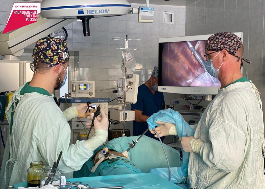 Хабаровские врачи провели уникальную операцию по удалению осколков у бойца СВО